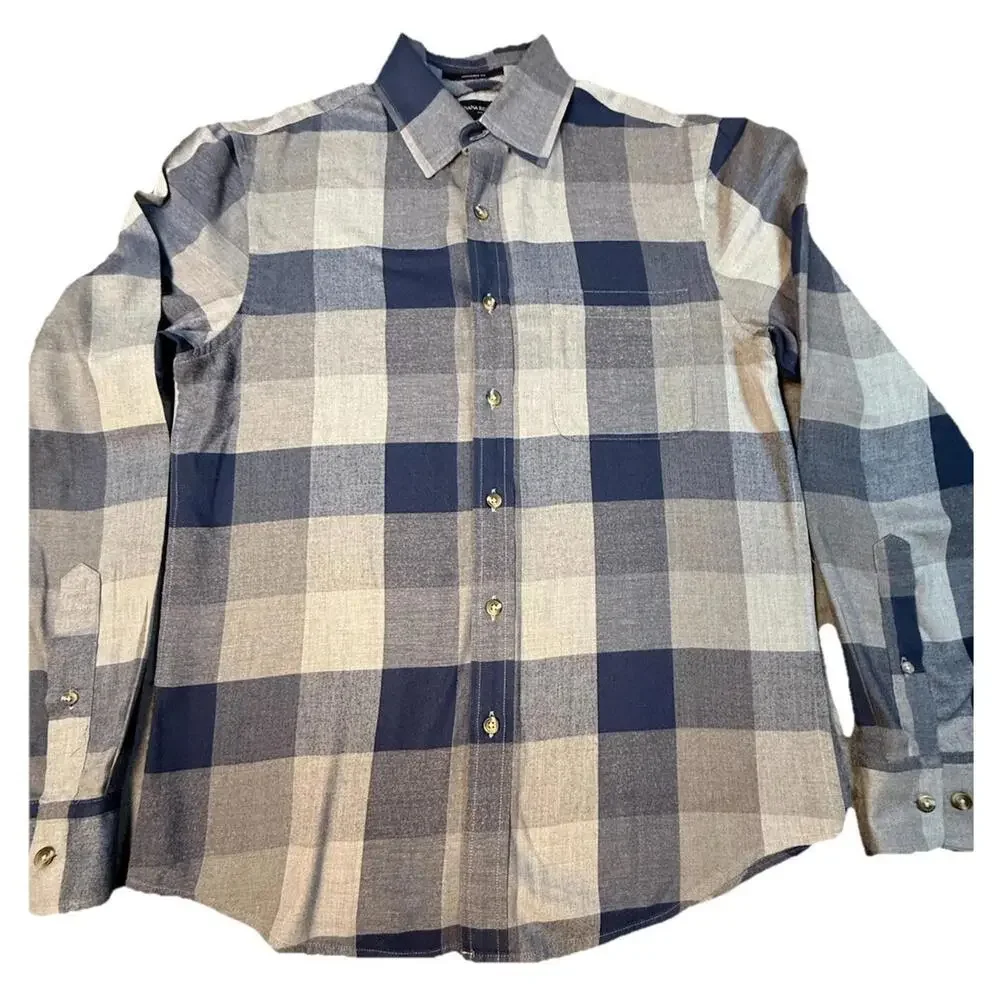 Banana Republic Men’s Flannel Untuck Fit Button Up Shirt Plaid Small Super Soft - Picture 2 of 6